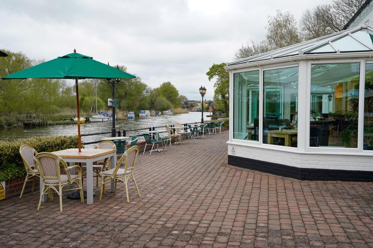 Waveney House Hotel Beccles Esterno foto