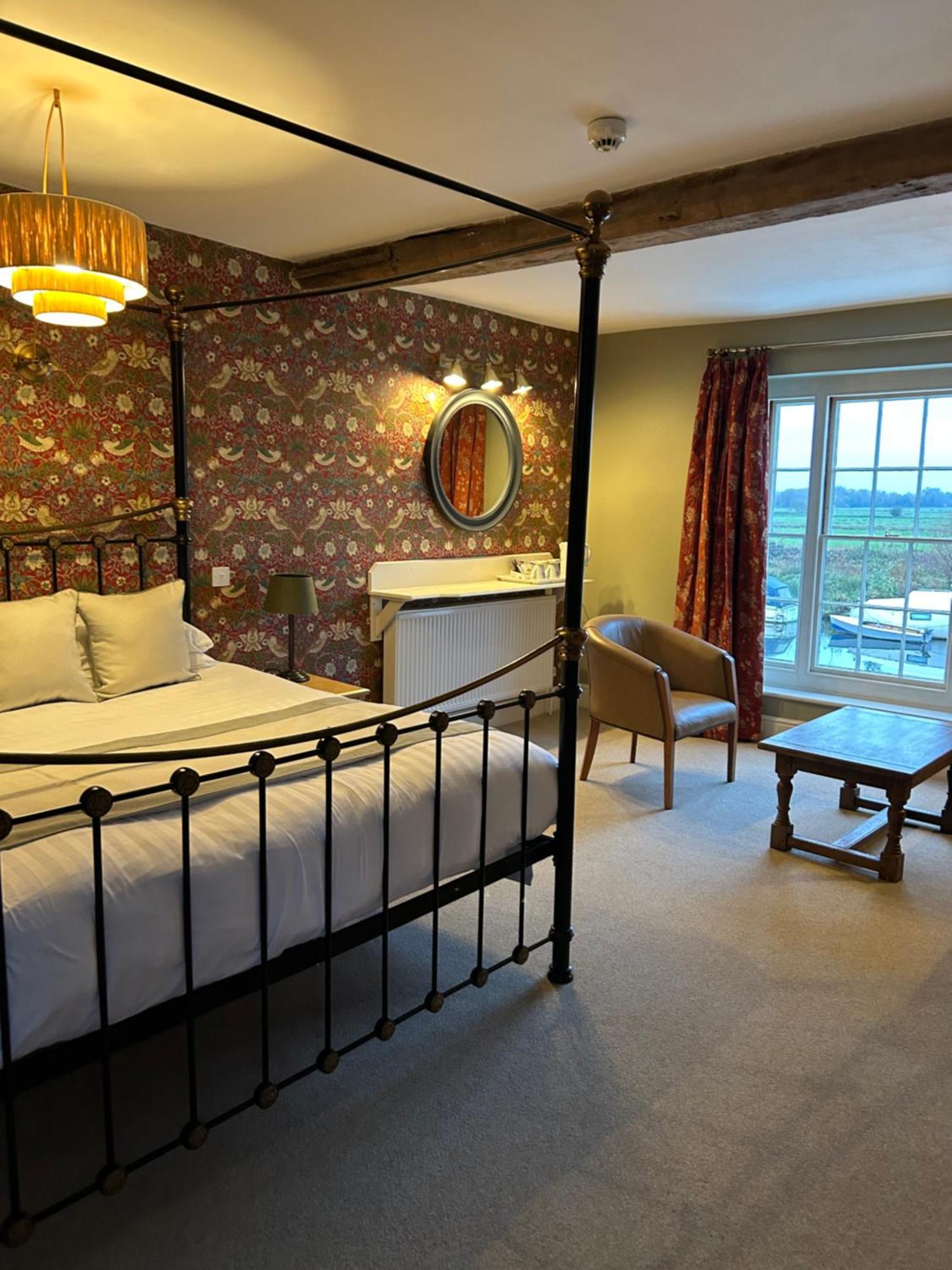 Waveney House Hotel Beccles Esterno foto