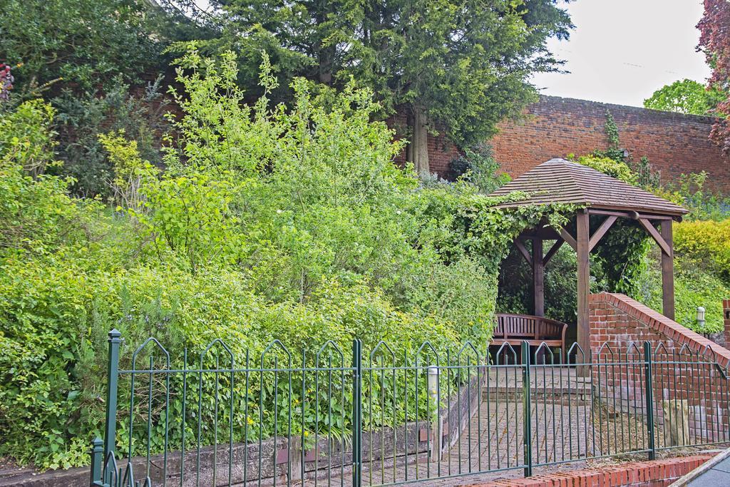 Waveney House Hotel Beccles Esterno foto